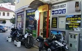 Pansion Most